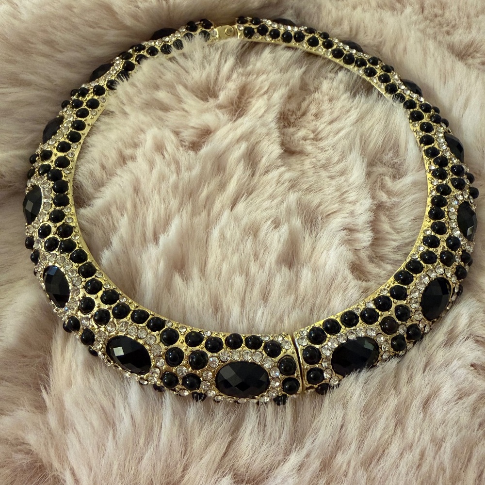 Amrita Singh Jeweled Collared Choker/Necklace